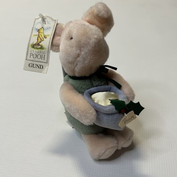 Gund Classic Pooh 6" Plush Piglet with Christmas Honey Pot - Picture 1 of 9